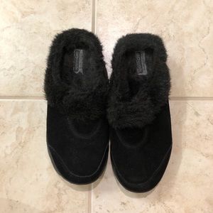 Sketchers Go Walk Slippers